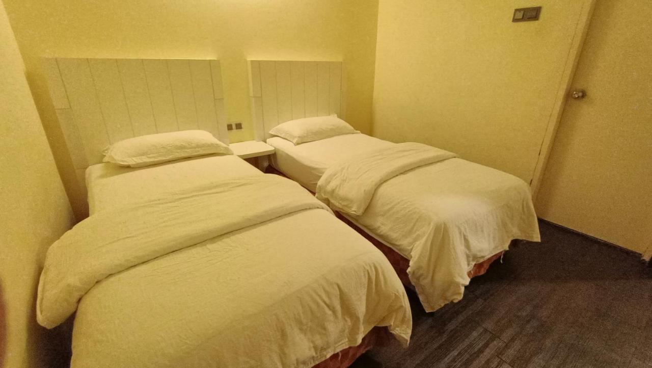 Oyo 90457 Borneo Eco-House Hashtag 12 Boutique Hotel Kota Kinabalu Zewnętrze zdjęcie